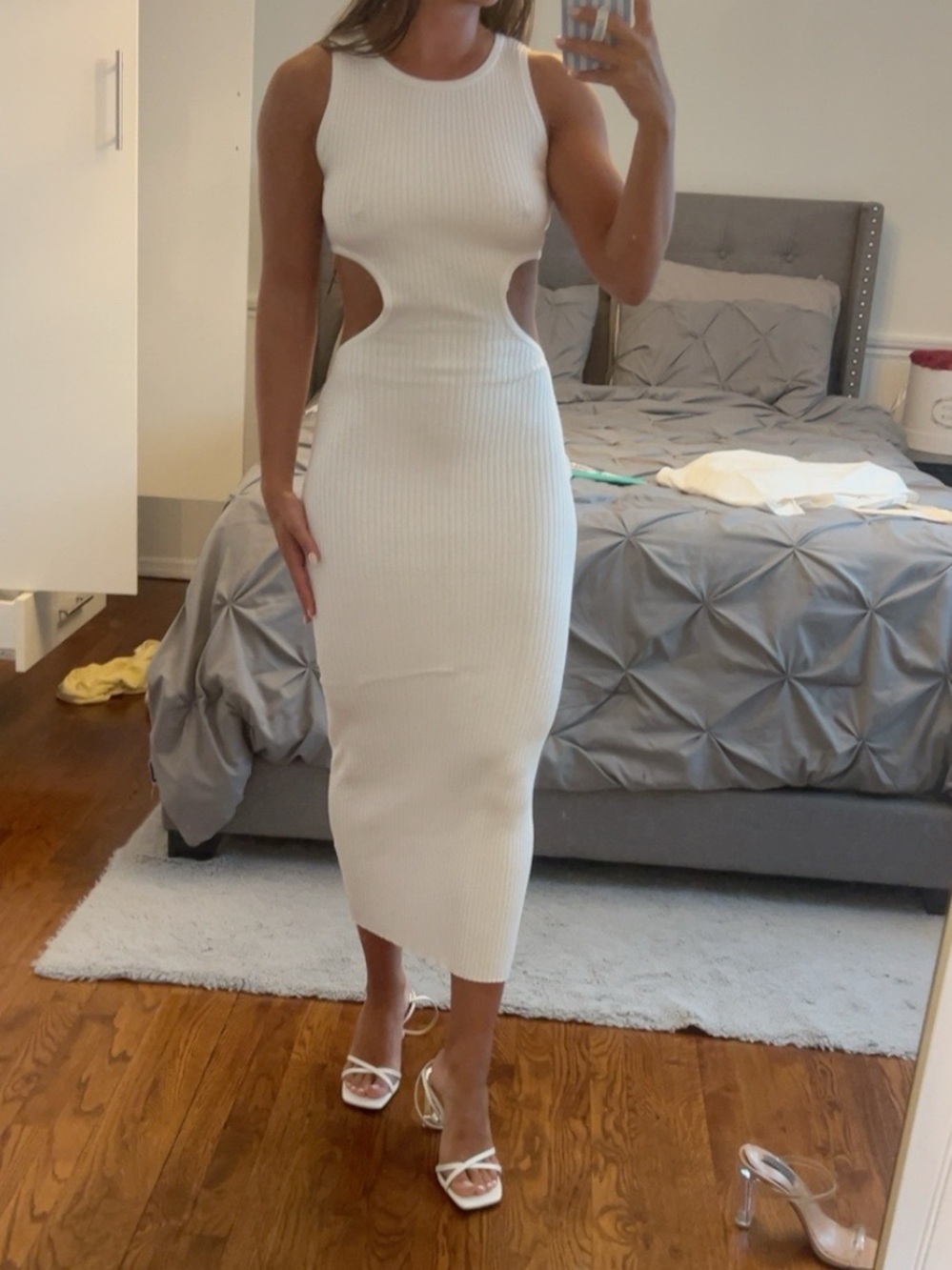 Sabo Skirt Cream Bodycon Dress Sleeveless Crew Neck Wedding Guest